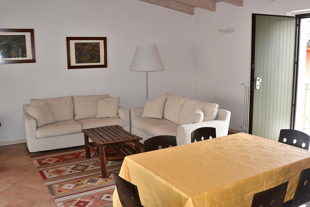 Residenza Alle Torri With Pool Torri Del Benaco Zewnętrze zdjęcie