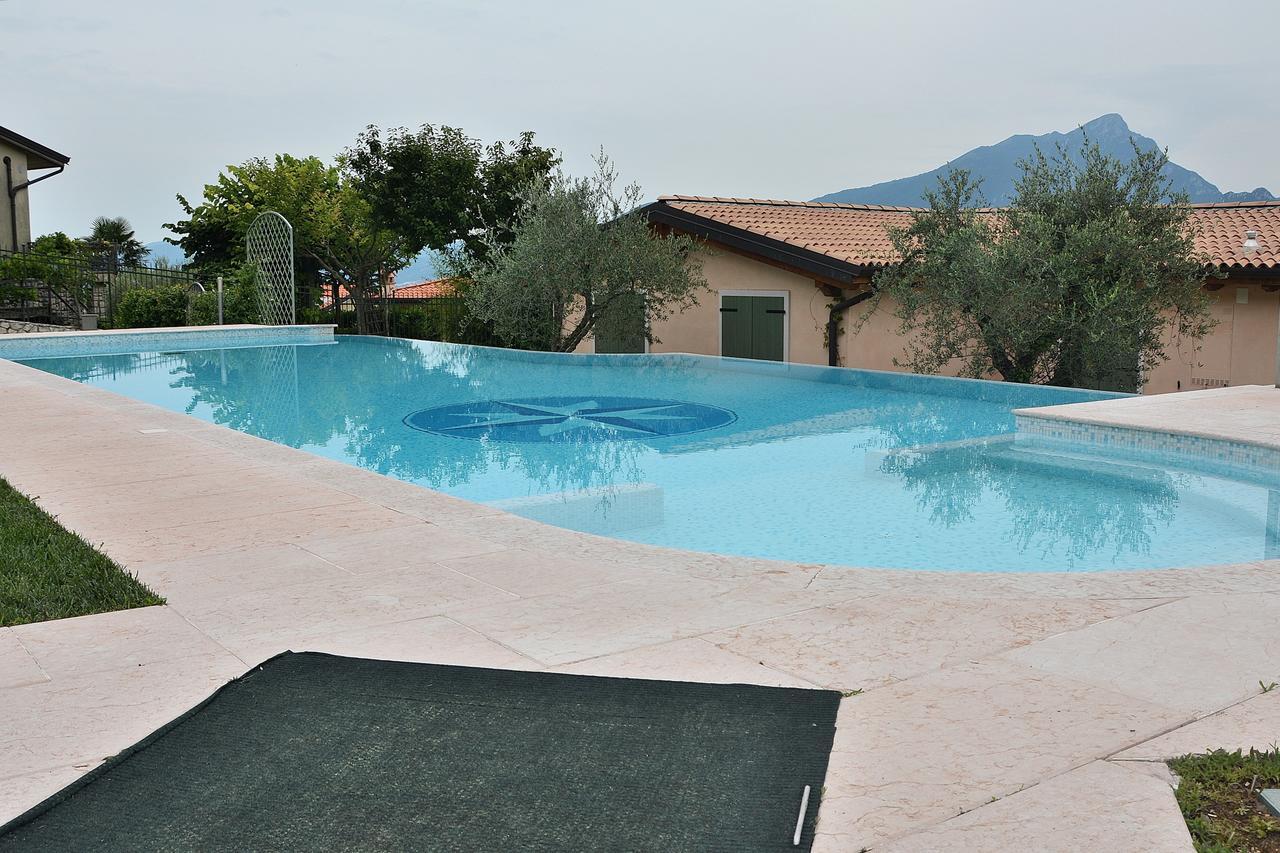 Residenza Alle Torri With Pool Torri Del Benaco Zewnętrze zdjęcie